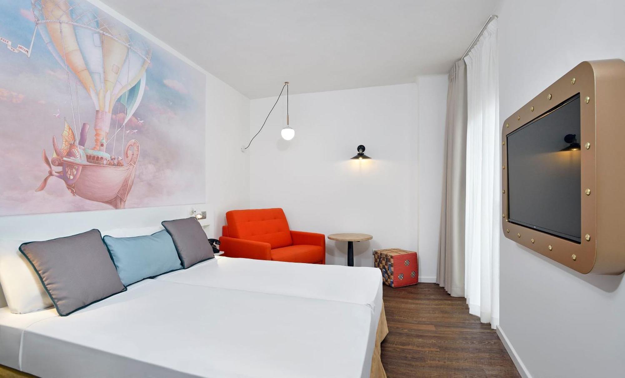 Katmandu Room